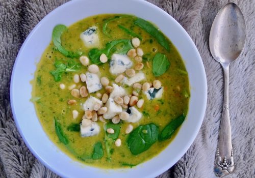 Pompoen spinaziesoep met gorgonzola, koolhydraatarm recept - lekker genieten begint bij Con-serveert.nl