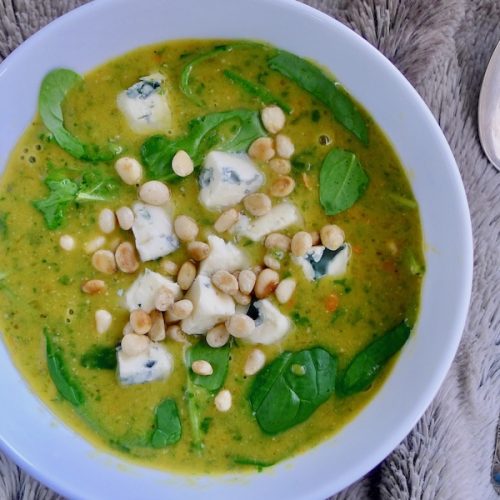 Pompoen spinaziesoep met gorgonzola, koolhydraatarm recept - lekker genieten begint bij Con-serveert.nl